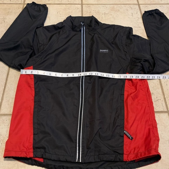 The Running Room Fit-Wear Windbreaker Running Jacket - Men's/Unisex L/G - Picture 3 of 6